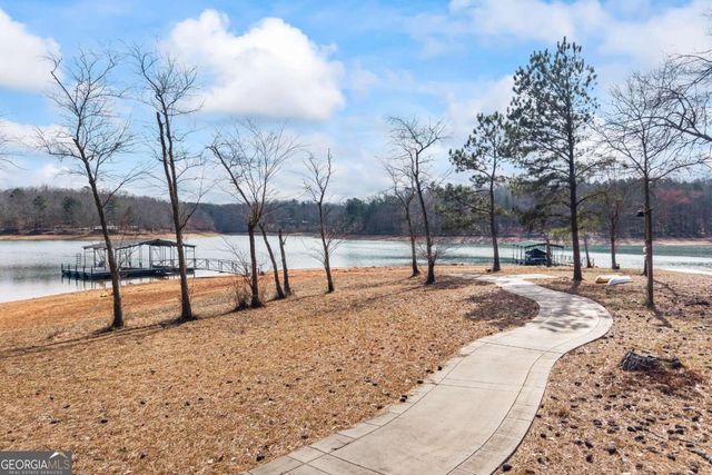 212 Northlake Drive, Hartwell, GA 30643