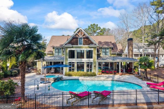 212 Northlake Drive, Hartwell, GA 30643