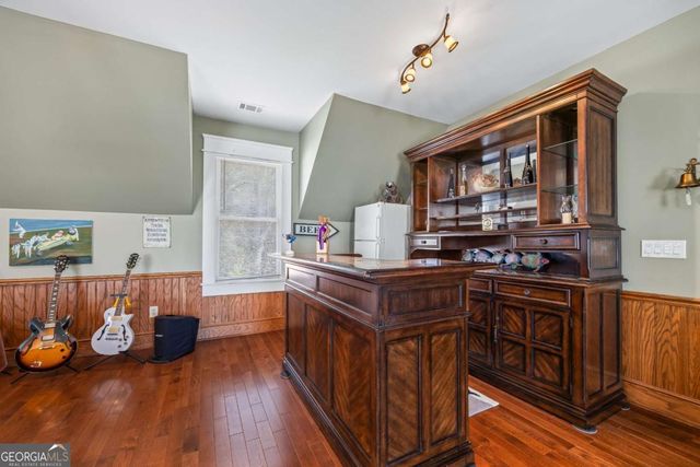 212 Northlake Drive, Hartwell, GA 30643