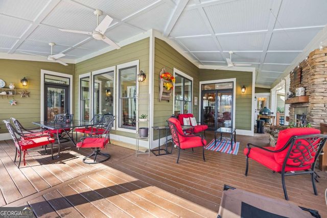 212 Northlake Drive, Hartwell, GA 30643