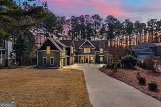 212 Northlake Drive, Hartwell, GA 30643