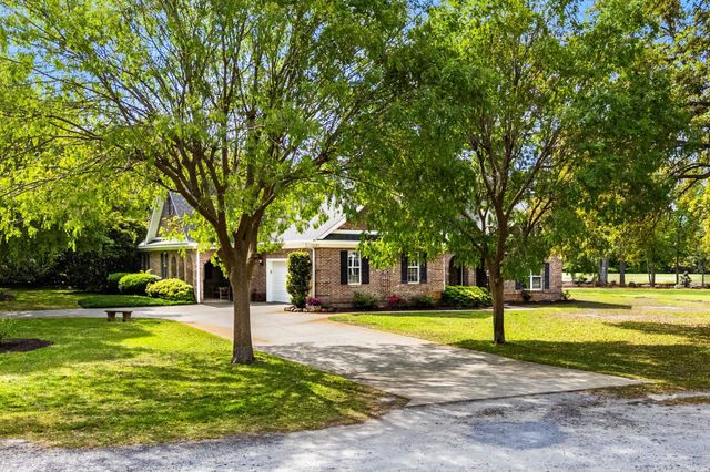 31 Spicebush Ln., Pawleys Island, SC 29585