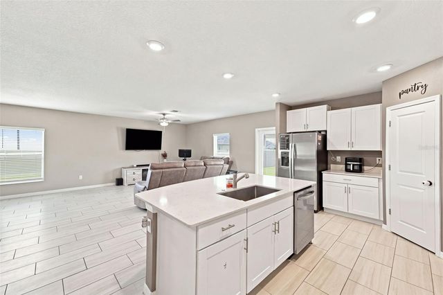 22359 STORYBOOK CABIN WAY, Land O Lakes, FL 34637