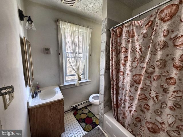 131 HOFFMAN AVE, Trenton, NJ 08618