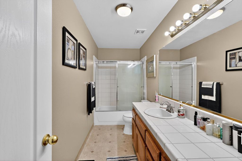 Image 13 of property listing at 4500 Biltmore Street, Chowchilla, CA 93610