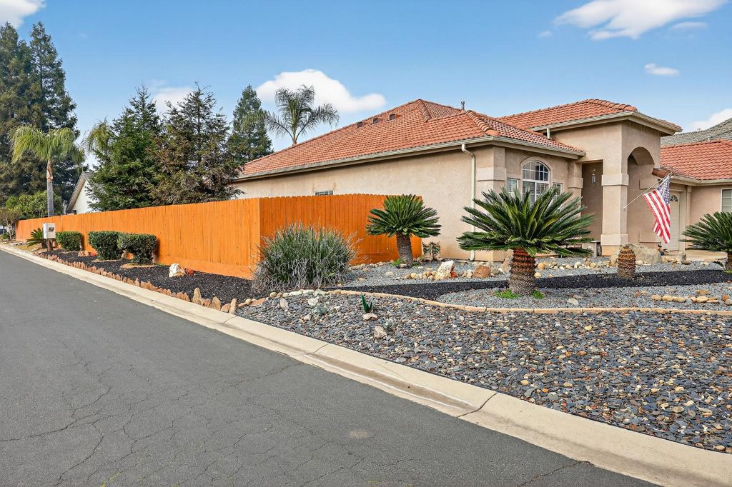 Image 2 of property listing at 4500 Biltmore Street, Chowchilla, CA 93610