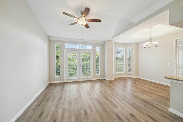 5353 Memorial Drive 4064, Houston, TX 77007