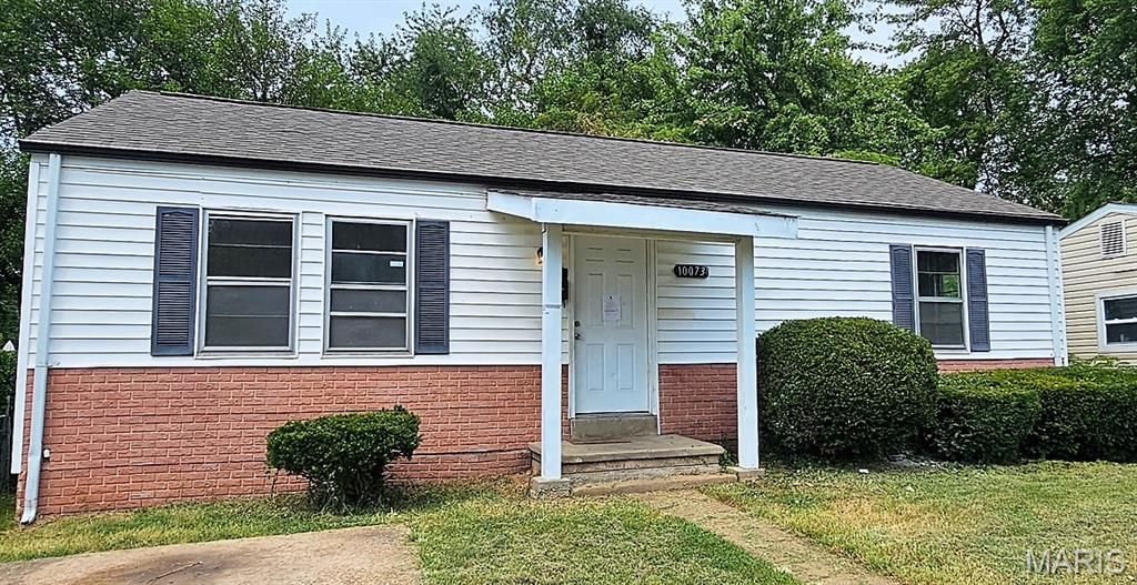 10073 ROYAL Drive, St Louis, MO 63136
