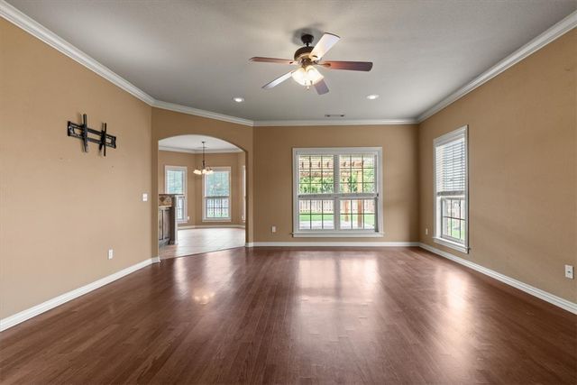 3900 SW Stonefield Street, Bentonville, AR 72713