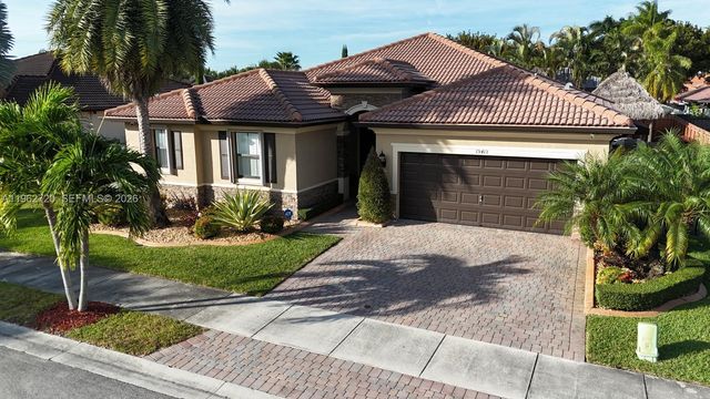 15413 SW 116th Ter, Miami, FL 33196