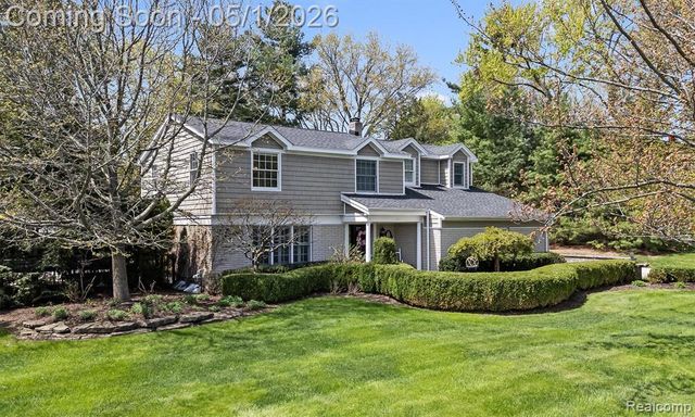 152 Randolph Road, Rochester Hills, MI 48309