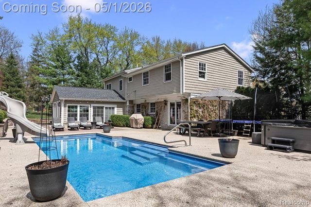 152 Randolph Road, Rochester Hills, MI 48309
