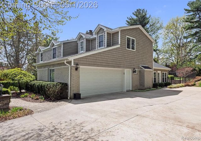 152 Randolph Road, Rochester Hills, MI 48309