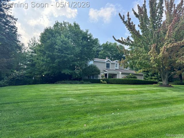 152 Randolph Road, Rochester Hills, MI 48309