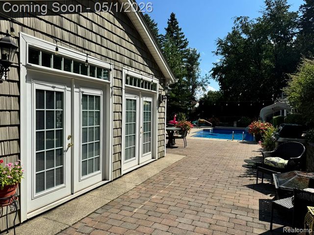 152 Randolph Road, Rochester Hills, MI 48309