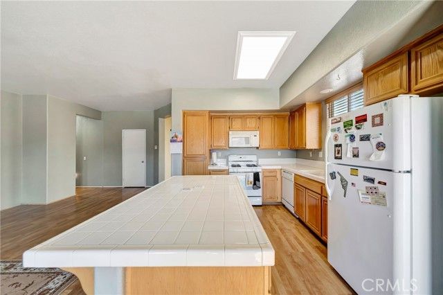 1732 W Holguin Street, Lancaster, CA 93534