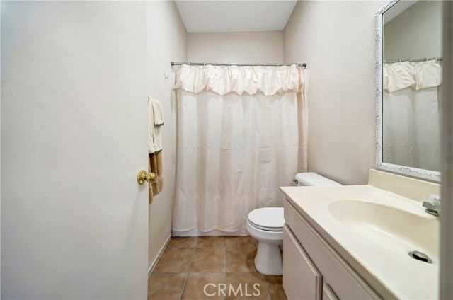 1732 W Holguin Street, Lancaster, CA 93534