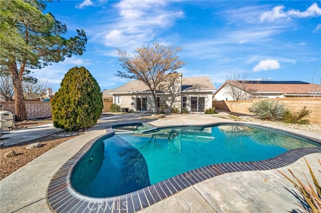 1732 W Holguin Street, Lancaster, CA 93534