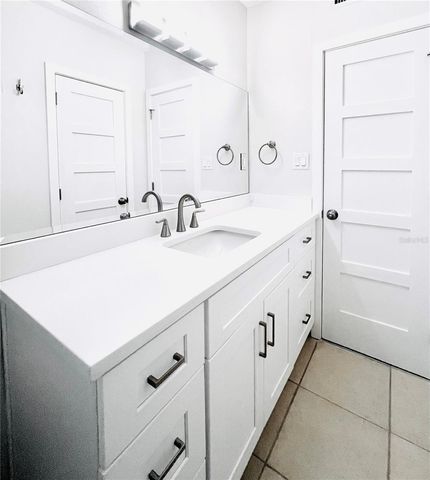 300 VENETIAN DRIVE 3, Clearwater, FL 33755