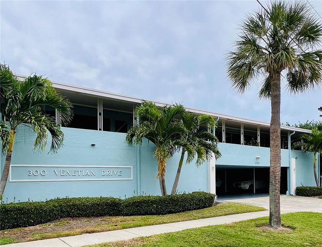 300 VENETIAN DRIVE 3, Clearwater, FL 33755