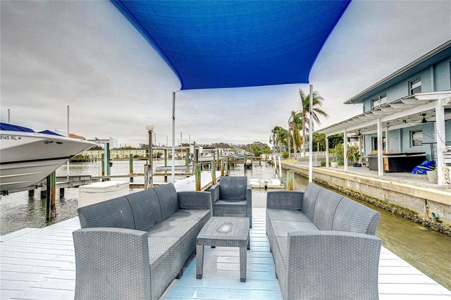 300 VENETIAN DRIVE 3, Clearwater, FL 33755