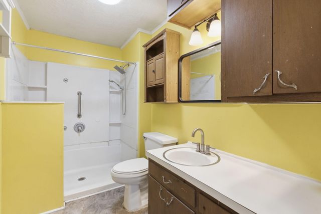822 W Scott Street, Springfield, MO 65802