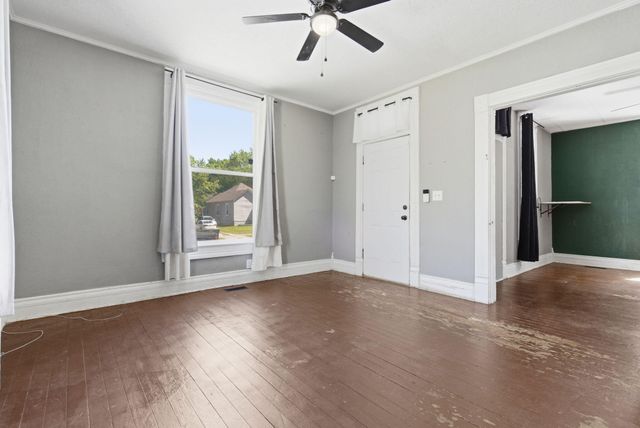 822 W Scott Street, Springfield, MO 65802