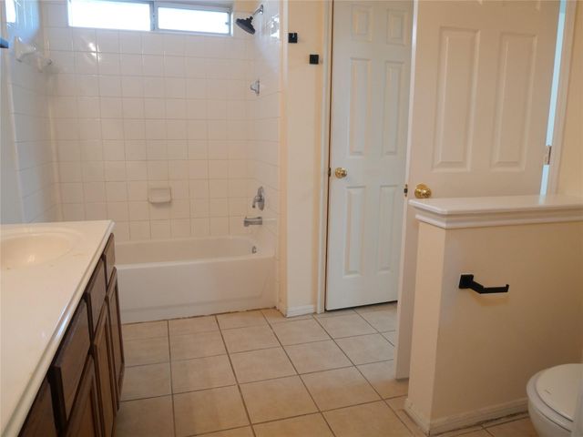 4923 Callery Creek Drive, Houston, TX 77053
