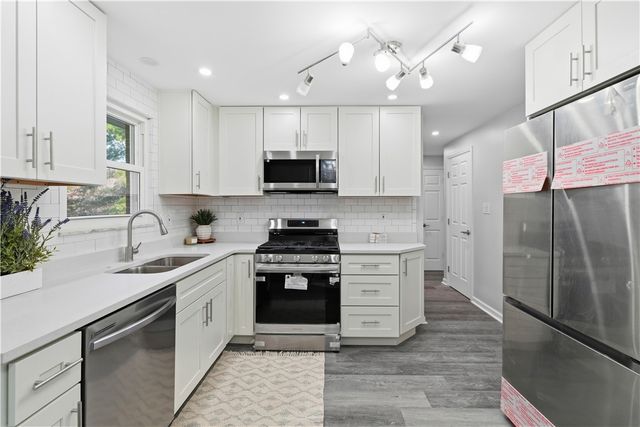 408 Highview St, Derry Twp, PA 15650