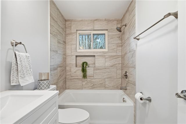 408 Highview St, Derry Twp, PA 15650