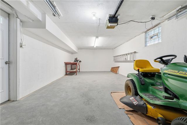 408 Highview St, Derry Twp, PA 15650