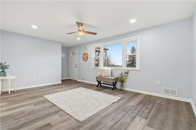 408 Highview St, Derry Twp, PA 15650