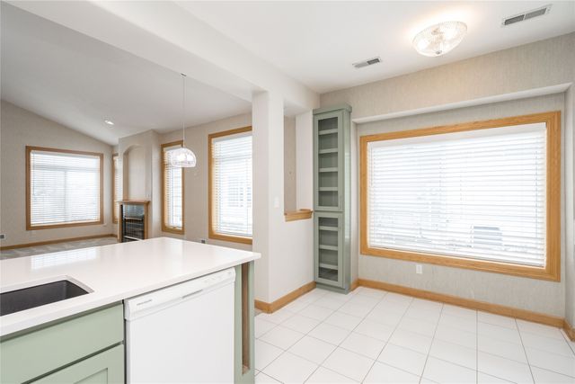 6200 EP True Parkway 124, West Des Moines, IA 50266