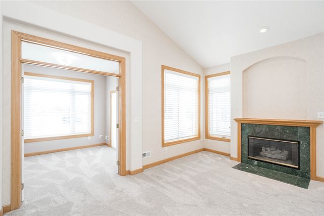 6200 EP True Parkway 124, West Des Moines, IA 50266