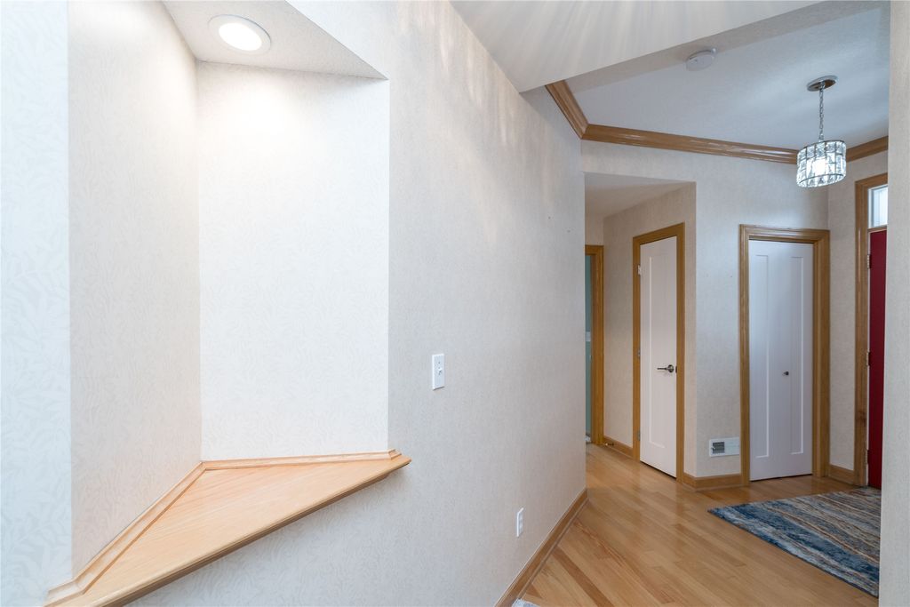 6200 EP True Parkway 124, West Des Moines, IA 50266