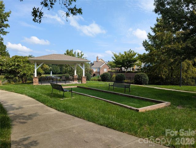 2666 Bellasera Way, Matthews, NC 28105