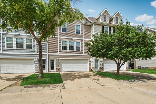 3151 SW Sharmin Lane, Ankeny, IA 50023