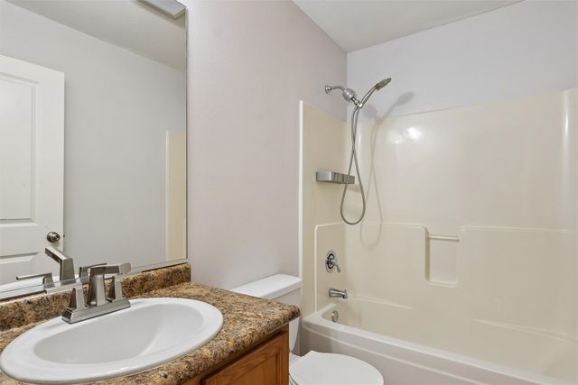 3151 SW Sharmin Lane, Ankeny, IA 50023