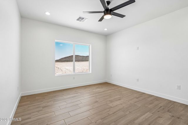 35987 W SUNLAND Avenue, Tonopah, AZ 85354