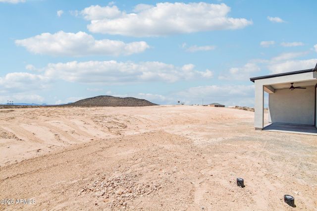 35987 W SUNLAND Avenue, Tonopah, AZ 85354
