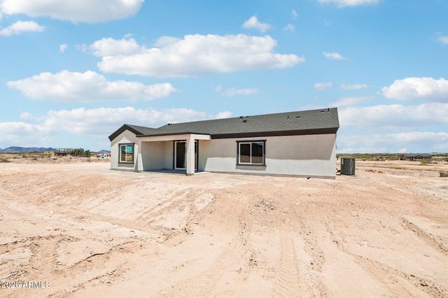 35987 W SUNLAND Avenue, Tonopah, AZ 85354