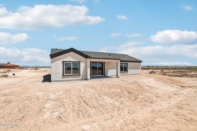 35987 W SUNLAND Avenue, Tonopah, AZ 85354
