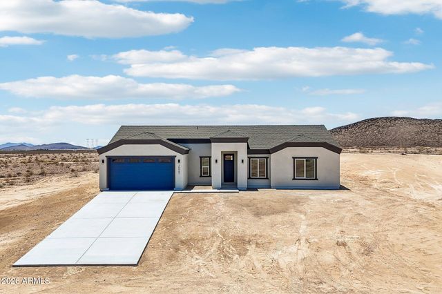 35987 W SUNLAND Avenue, Tonopah, AZ 85354