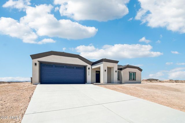 35987 W SUNLAND Avenue, Tonopah, AZ 85354