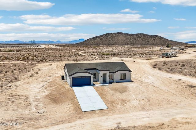 35987 W SUNLAND Avenue, Tonopah, AZ 85354