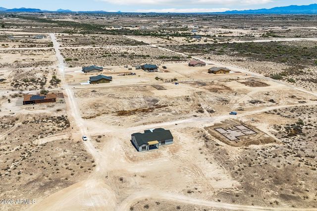 35987 W SUNLAND Avenue, Tonopah, AZ 85354