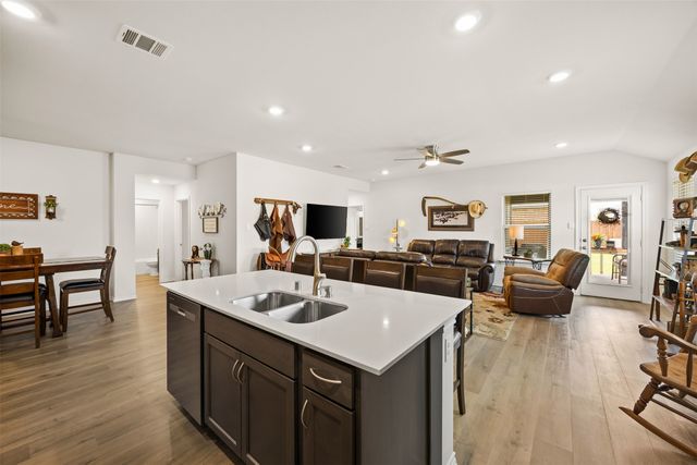 1625 Kirby Lane, Lancaster, TX 75146