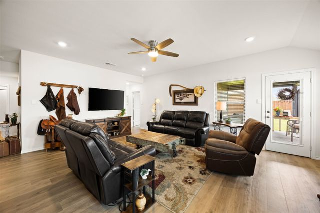 1625 Kirby Lane, Lancaster, TX 75146