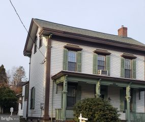 107 E OAKLAND AVE #UNIT B, Doylestown, PA 18901