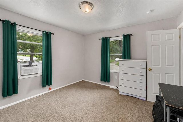 7406 S PARK Road, Kansas City, MO 64129